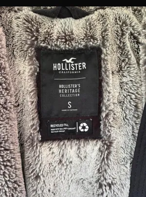 Y2K Hollister Women's Navy Sherpa Lined Winter Jacket missing fur on hood thumbnail 3