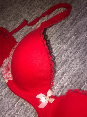 Victoria's Secret Body by Demi Bra thumbnail 5