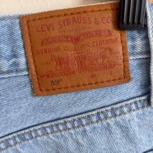 Levis Premium 501 Original High Rise Light Wash Distressed Denim Shorts W25 thumbnail 7