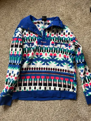 Pullover thumbnail 1