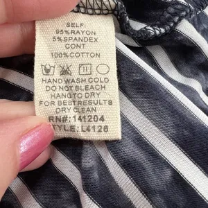 Hem & Thread‎ Size Small S Blue White Tank Top Stripe Sleeveless Summer Shirt thumbnail 4