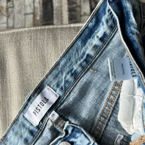 Pistola Light Wash‎ Distressed Denim Jeans thumbnail 4