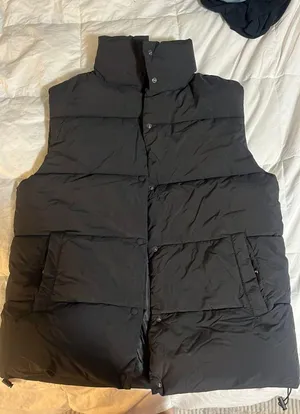 Cotton On Puffer vest thumbnail 1