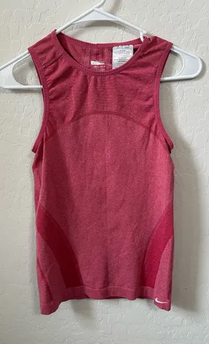 Tank top thumbnail 1