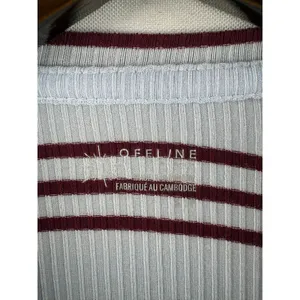 Women’s Offline by Aerie Small Sky Blue Long Sleeve w/ Red Stripes thumbnail 4