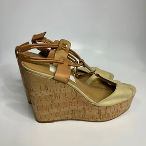 Coach linden wedge platform Sandals women's size 10 luxury‎ dressy tan cream thumbnail 4