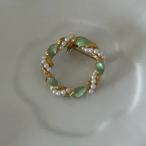 Source Unknown Vintage Gold Tone Wreath Brooch with Faux Pearls and Green Enamel Leaves thumbnail 2