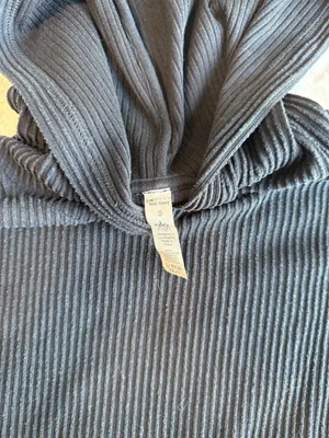 Alo Muse Yoga Hoodie Ribbed thumbnail 4