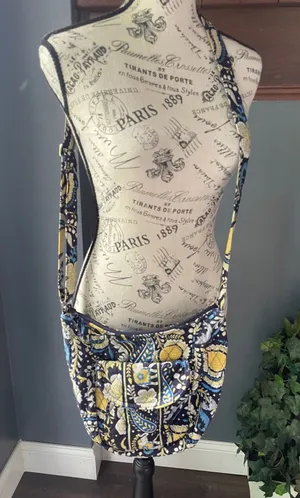 Vera‎ Bradley Night and Day Indigo Quilted Cotton Crossbody On the Go Bag thumbnail 1