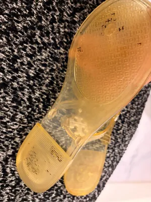Tory Burch Transparent Yellow Jelly Logo Thong Sandals thumbnail 6