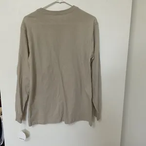 Neff Wild World Tan Beige One with Nature Women’s Long Sleeve Size Small New thumbnail 2