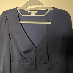 American Eagle Blue Satin V Neck 3/4 Sleeve Button Boho Renaissance Crop Top XS thumbnail 5
