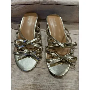 Torrid gold strappy low block-heel sandals feature delicate decorative bows 9WW thumbnail 2