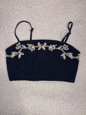 Lulu’s Embroidered Navy Crop Tank thumbnail 2