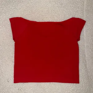 urban outfitters crop top  thumbnail 3
