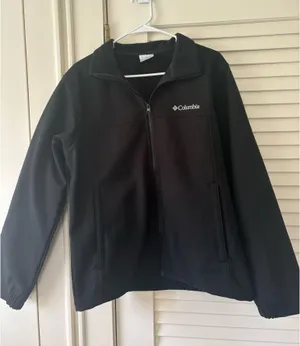 Black Softshell Columbia Jacket thumbnail 1