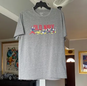 Old Navy x Disney Collab Gray Cartoon Graphic Tee Sz M thumbnail 4