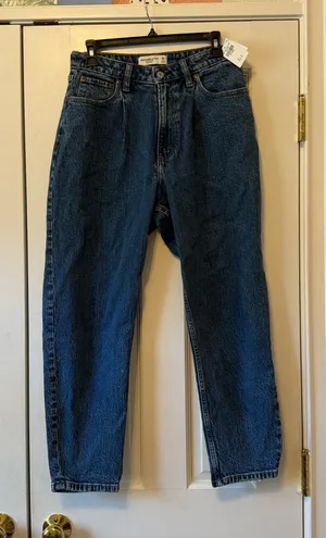 NWT 80s Mom Curve Love High Rise Size 28 or 6 Short thumbnail 1