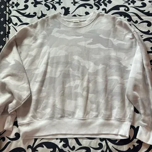 PINK White Camo Crewneck thumbnail 1