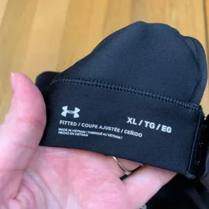 Under Armour Women Black High Impact Molded Cup Sports Bra XL Fitted 1310850 thumbnail 3
