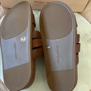 Easy Spirit NWT Women's Trevin Banded Slip-On Sandals thumbnail 7
