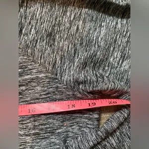 Outdoor Voices Cloudknit Hoodie Gray Womens Medium Activewear Athleisure Lounge thumbnail 13