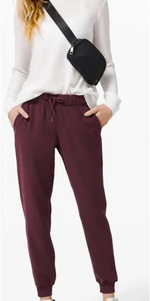 Lululemon joggers thumbnail 1