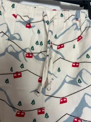 Hanna Andersson Cream Mountain & Cabin Print Pajama Pants with Red Accents thumbnail 2