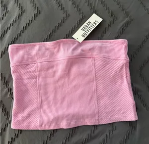 Urban Outfitters Top thumbnail 1