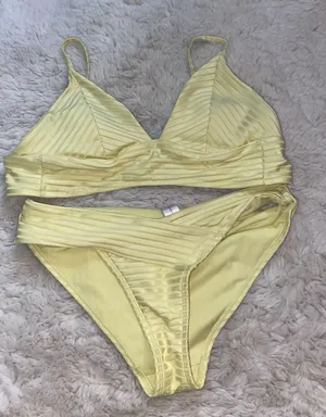 Bikini Sets thumbnail 1