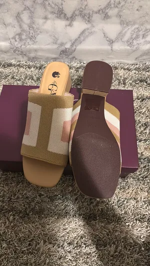 Women’s Colorblock Block Heel Slide Sandals – Size 8 thumbnail 2