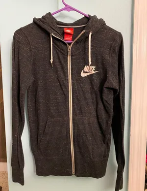 Sweat Shirt thumbnail 1