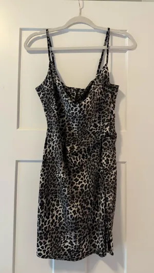 Glam dress thumbnail 1
