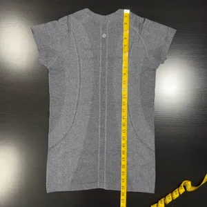 Women’s Lululemon Heathered Slate Swiftly Tech Hip Length Crew Neck Tee Size 6 thumbnail 6