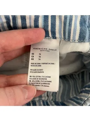 American Eagle Outfitters Womens Mom Shorts Size 14 Blue/White Striped nautical thumbnail 11