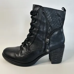 Earth Missoula Black Leather Lace Up‎ Ankle Boots Size 9 B Side Zip Stacked Heel thumbnail 6
