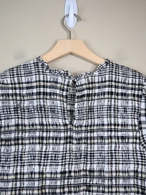 Ann Taylor Women's M Black White Plaid 3/4 Sleeve Smocked Top thumbnail 5