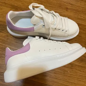 Alexander McQueen Oversized Sneaker size 39 thumbnail 1