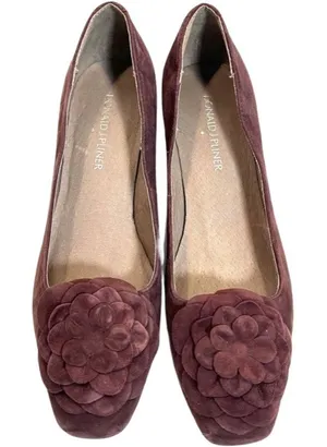Donald J. Pliner Burgundy Red Suede Kitten Heel Flower Toe Pumps sz 7 NEW No Box thumbnail 1