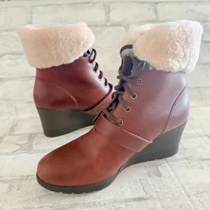 UGG Janney Wedge Boots Sheepskin Waterproof Leather Lace Up Warm Lined Sz 7 thumbnail 5