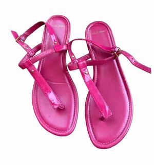 Cole Haan patent sandal Boardwalk Thong Electra pink raspberry Summer Flip Flop thumbnail 1