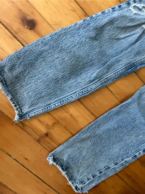☀️3/$25 Abercrombie & Fitch Jeans 90s Straight Ultra High Rise ripped jeans 4 thumbnail 2