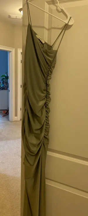 Formal Green Dress Size L thumbnail 1