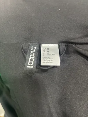 H & M BLACK PUFFER JACKET thumbnail 4