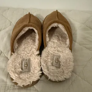 UGG Brown Slippers with Cream Lining thumbnail 3