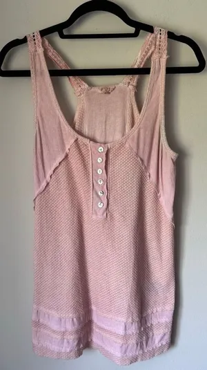 POL Flowy Oversized Lace Tank Top With Button Detail Pink Size S thumbnail 1