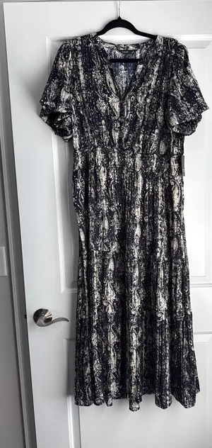 Simply Vera Wang Dress thumbnail 1