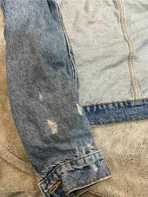 Old Navy Vintage-Inspired Light Blue Denim Jacket thumbnail 6