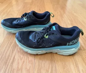 Women’s HOKA One One Challenger ATR 6 Tennis Shoes (Size 7) thumbnail 2