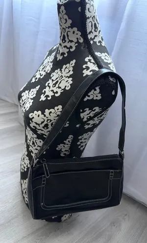 Kenneth Cole Reaction Black Faux Leather Shoulder Bag with Contrast Stitching thumbnail 1